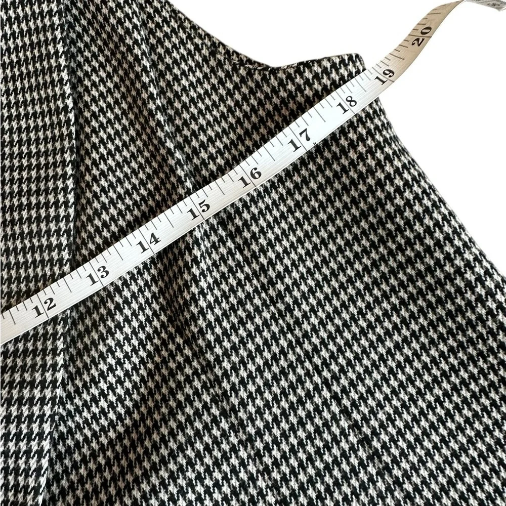 Bagatelle Black and White Houndstooth Vest - Picture 10 of 14